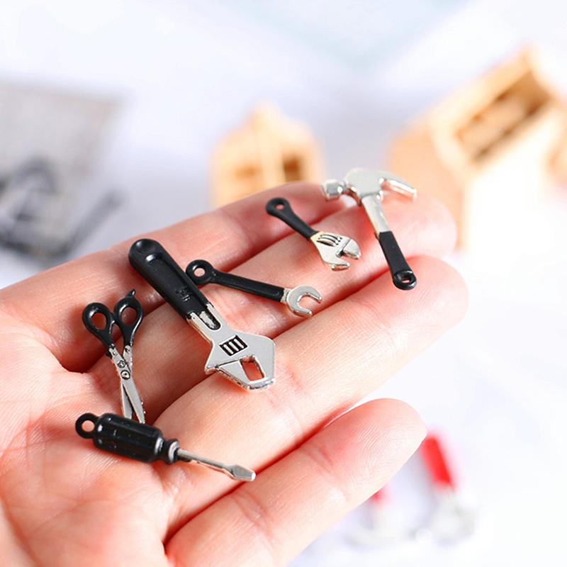Kits de reparación en miniatur - Gardening Tools Bundle reseña y precio